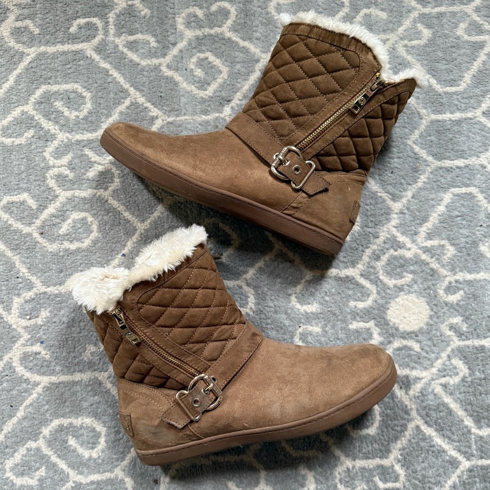 G by Guess Quilted Brown Ankle Boots with Faux Fur Lining